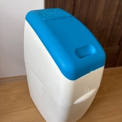 臭い密閉できるゴミ箱