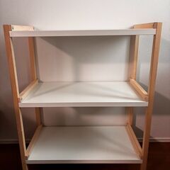 IKEAの棚（3段ラック）　
の画像