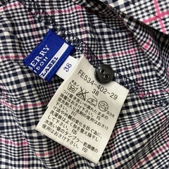 Burberry パフスリーブブラウスの画像