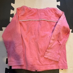 100サイズ長袖パーカーの画像