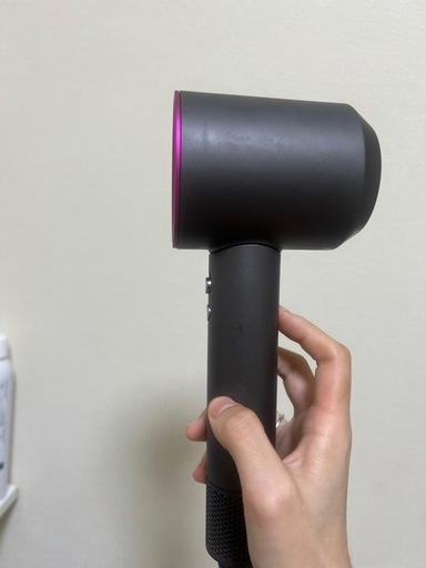 ダイソン ヘアドライヤー（Dyson Supersonic）