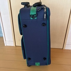 エレッセ　キャリーケース　スーツケースの画像