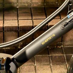 【使用2回・美品】ENERSYS Compact 電動アシスト自転車（20インチ）バスケット＆リアキャリア付き／中井駅・落合南長崎駅の画像