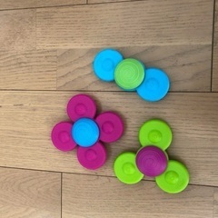 Fat Brain Toys ワーリースクイグズ