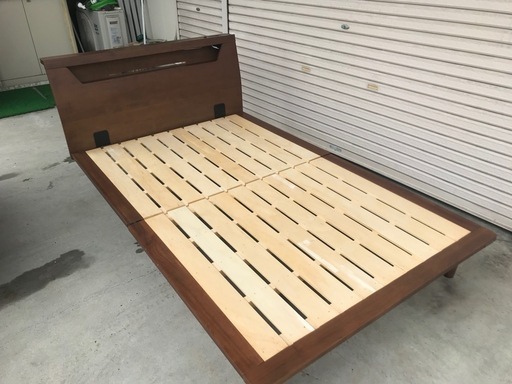 ☆Granz  ベッドフレーム　セミダブルサイズ