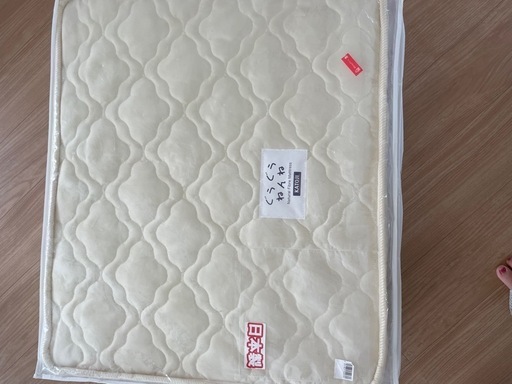 ベビー布団　マットレス　シーツ　寝具まとめ売り