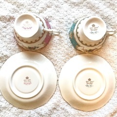 【20％お値下げしました✨】ROYALALBERTのティーカップ２客セット（レディカーライル&レディアスコット）の画像