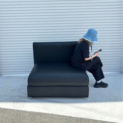 IKEA １人掛け レザーソファ mw0364の画像