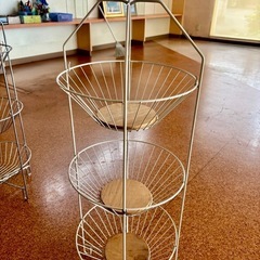 丸3段ラックの画像