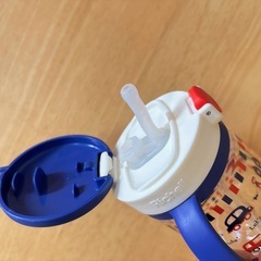 ほぼ未使用　リッチェルアクリア　おでかけストローマグ　200ml ストローは未使用の画像