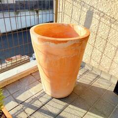 無料で差し上げます！！防草シート（１×１０M）＆大きなテラコッタ☆プランター＆小さなプランター！セットで！！の画像