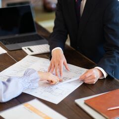 【正社員】営業／【未経験OK】不動産営業(仕入れ・販売）／賞与2回／残業少★の画像