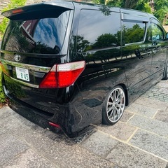 奇跡の低走行！アルファード極上Cパッケージ／24,700km・カスタム充実！低走行アルファード／ムーンルーフ・ナビ・フリップダウンモニター付／の画像
