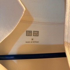 UNIQLO ポロシャツ　ホワイトの画像
