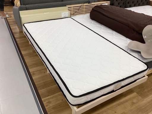 シングルベット　アイボリー