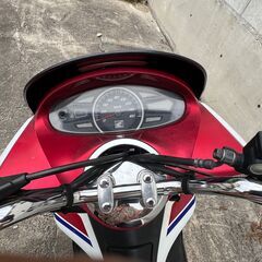 ホンダ/ PCX125 　28270㎞ / JF28　自賠責約４年付令和11年4月30日まで　ナンバー付きですぐ乗れます。お近くなら無料配達いたします。の画像