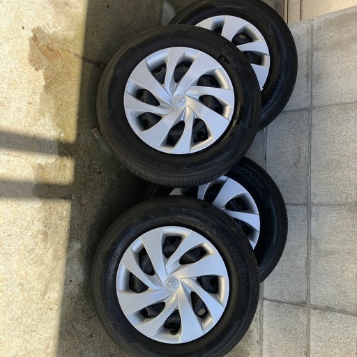 トヨタヤリス純正タイヤ