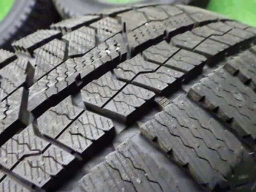 トーヨー　オブザーブ　GIZ2　175/65R14　21年製　4本　ヴィッツ　サクシード等　BL230902021　カルテ1431