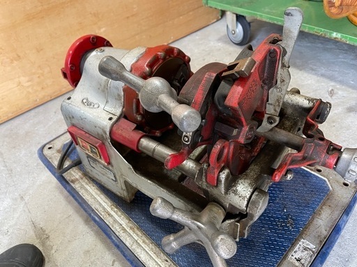 レッキス REX N40AⅢ N40A3 ねじ切り機 パイプマシン 切削ねじ加工機 切断機 鉄工 工具 ガス管 動作確認済み 電源100Ｖ