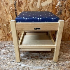 C(7321) 直接お引き取り限定 カウンター椅子 2脚セット 椅子 収納可 カウンターチェア 寿司 料理屋 店舗用 飲食店 和食店 業務用 大阪の画像
