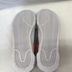 NIKE×sacai/スニーカー/BLAZERLOW/DM7901 600の画像