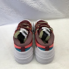 NIKE×sacai/スニーカー/BLAZERLOW/DM7901 600の画像