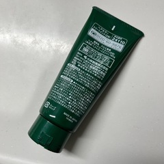 白髪染め　ヘアカラートリートメント　アロエ製薬　小林製薬　ダークブラウン　染毛料の画像