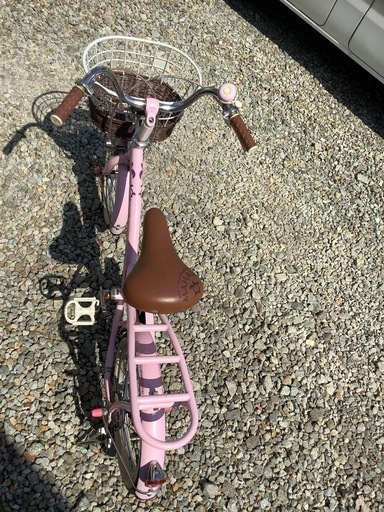 お取引中❗️頑張って磨きました‼️めちゃカワイイ✨子供用16インチ自転車　補助輪あります‼️