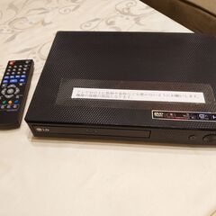 32インチ液晶テレビ（maxzen 2019年製）テレビ台付きの画像