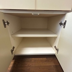 収納棚の画像