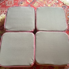 取りに来てくださる方に！銀座ロフト購入 4個セット 7.5千円 高さ13センチ コジット スクエアクッション アグリ ローズピンク 硬め の画像