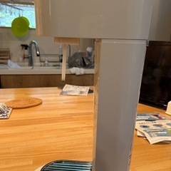 【終了】 ソーダストリーム本体&ボトル
（ガスシリンダーは付きません）の画像