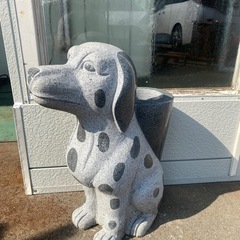 犬の石像
