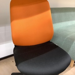 本日はワークチェアのご紹介です♪