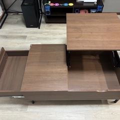 値下げします ニトリ　センターテーブルの画像