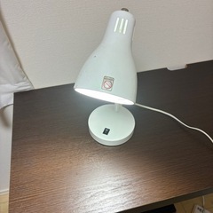 2個同時購入なら更にお安く！狭い場所でも使える！作業用ライトの画像