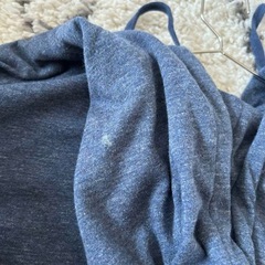 ユニクロUNIQLO ライトウェットフルジップパーカーブルーグレーの画像