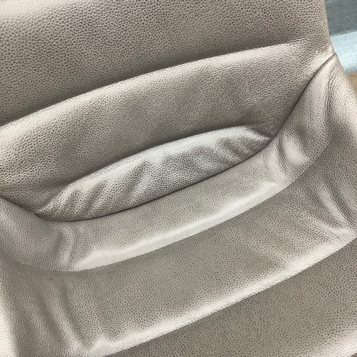 【値下げしました】Molteni & C Outline ダイニングチェアのご紹介です【トレファク東大阪箕輪店】