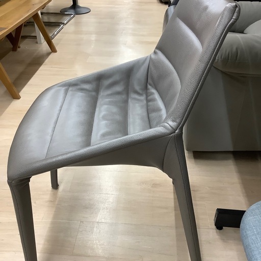 定価46万 Molteni&C OUTLINE ダイニングチェア アイボリー2脚 定価46万