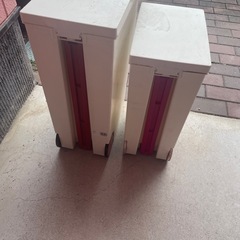 足踏みゴミ箱　　　　の画像