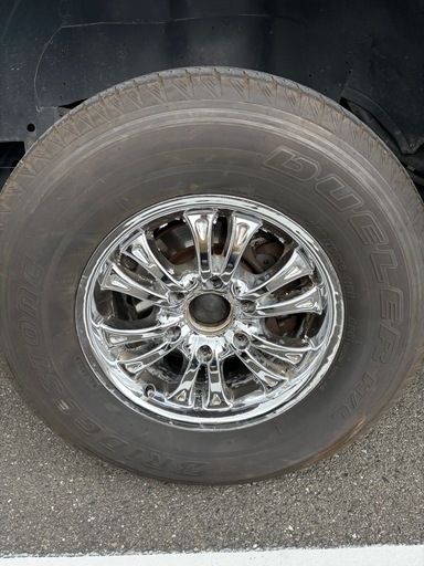 265/70/R16 16インチホイール、タイヤ付きブリヂストンデューラー2022