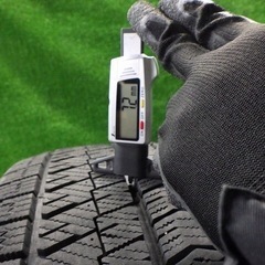 BS ブリヂストン VRX2 225/60R17 4本 19年製 アルファード ヴェルファイア 241118074の画像