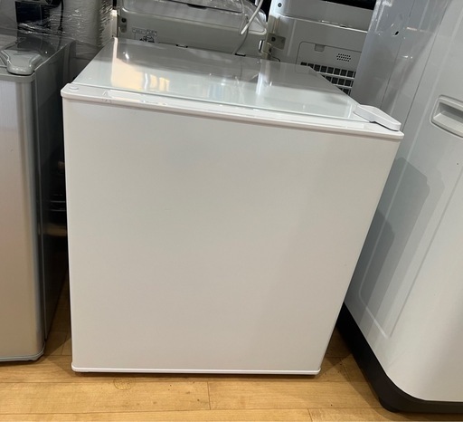 Abitelax アビデラックス 冷蔵庫 2024年製 45L AR-452（W）（K）0613-022