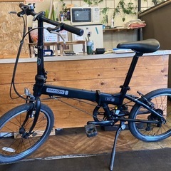 【DAHON HIT後輪タイヤ・後輪チューブ新品！】アルミフレーム　高さ調整可能　6段変速 20インチ折りたたみ自転車　マットブラックの画像