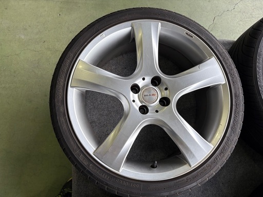 MAK 7.5J×18インチ pcd100オフセット＋40　