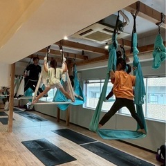 高槻市キッズエアリアルヨガの画像