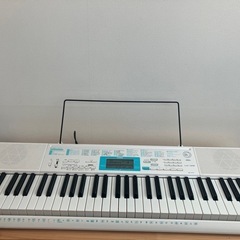 電子キーボード