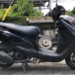 アクシストリート 125cc ①