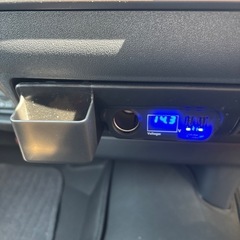 ハイエース 200系　USB 増設ユニット 電源増設キット 灰皿交換タイプの画像