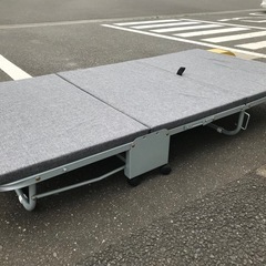 折りたたみベッド、ローベッド
